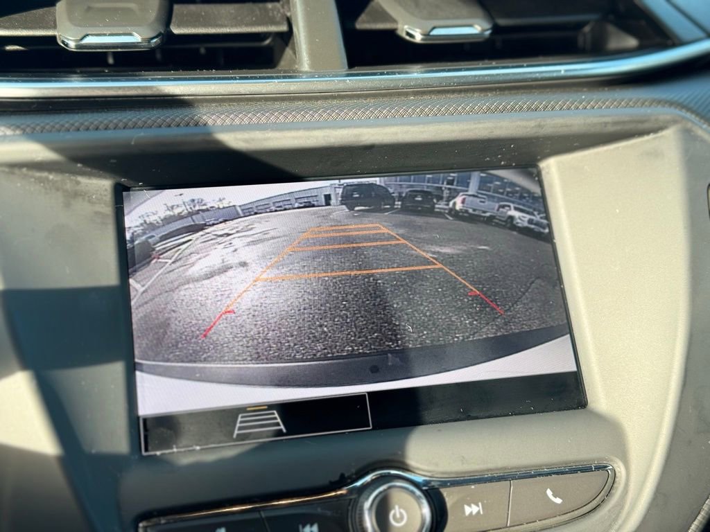 Used 2023 Chevrolet TrailBlazer RS image 20