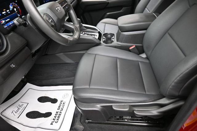 Used 2024 Chevrolet Colorado Trail Boss AWD/4WD image 15