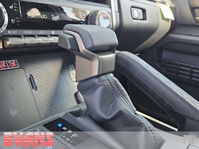 New 2026 Toyota 4Runner Limited AWD/4WD image 15