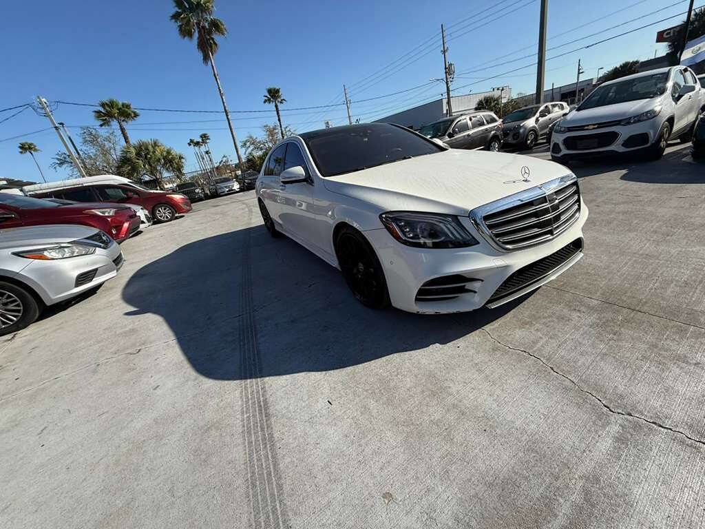 Used 2018 Mercedes-Benz S 450 Sedan w/ AMG Line Exterior image 3