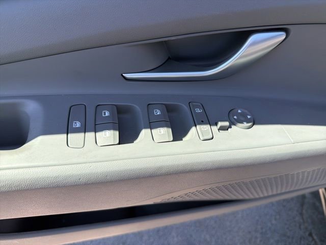 Certified 2023 Hyundai Elantra SEL w/ Convenience Package FWD image 11