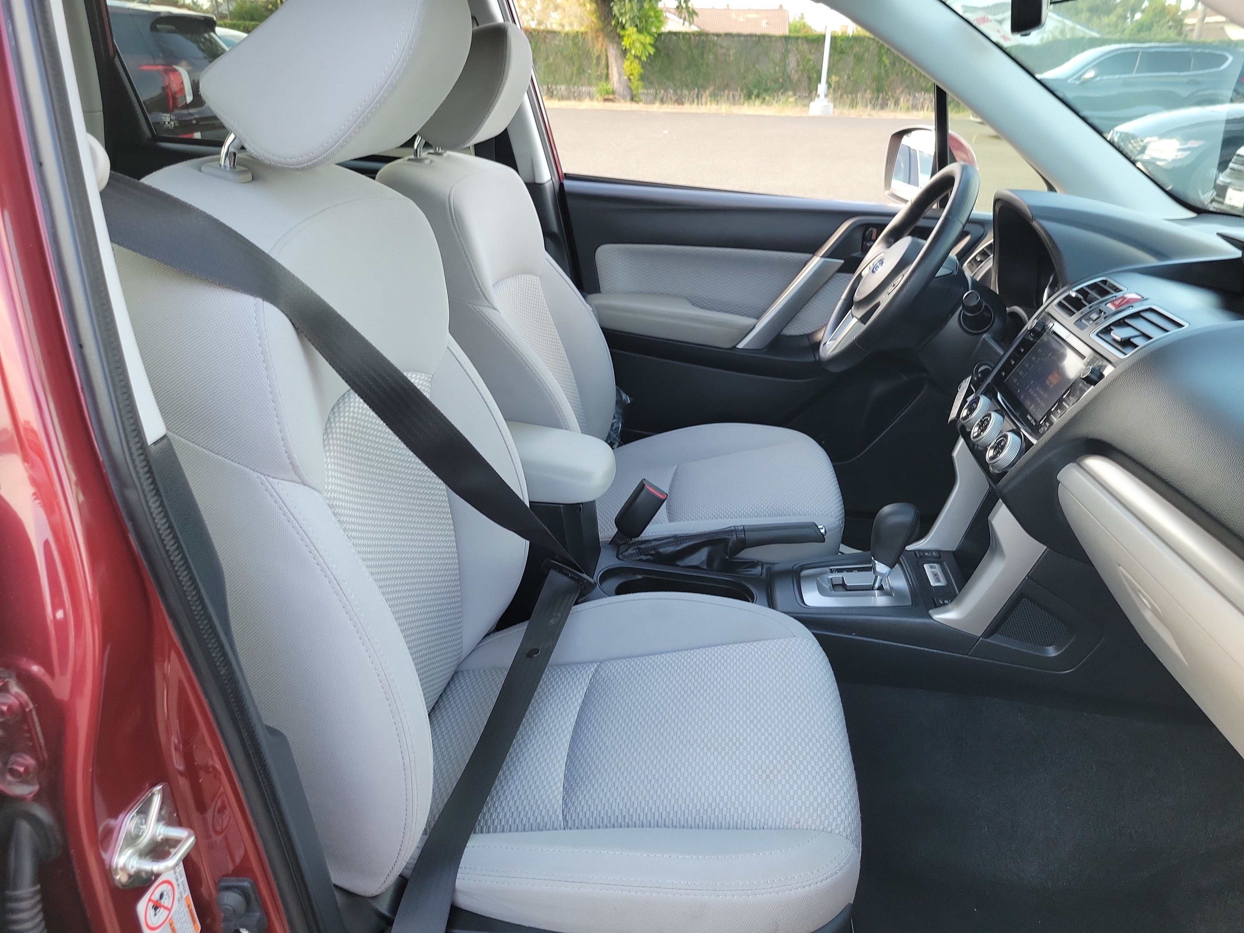 Used 2018 Subaru Forester 2.5i Premium AWD/4WD image 24