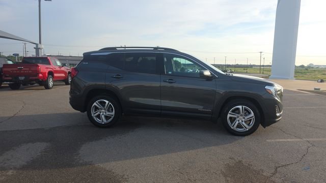 Used 2020 GMC Terrain SLE w/ Driver Convenience Package FWD image 5