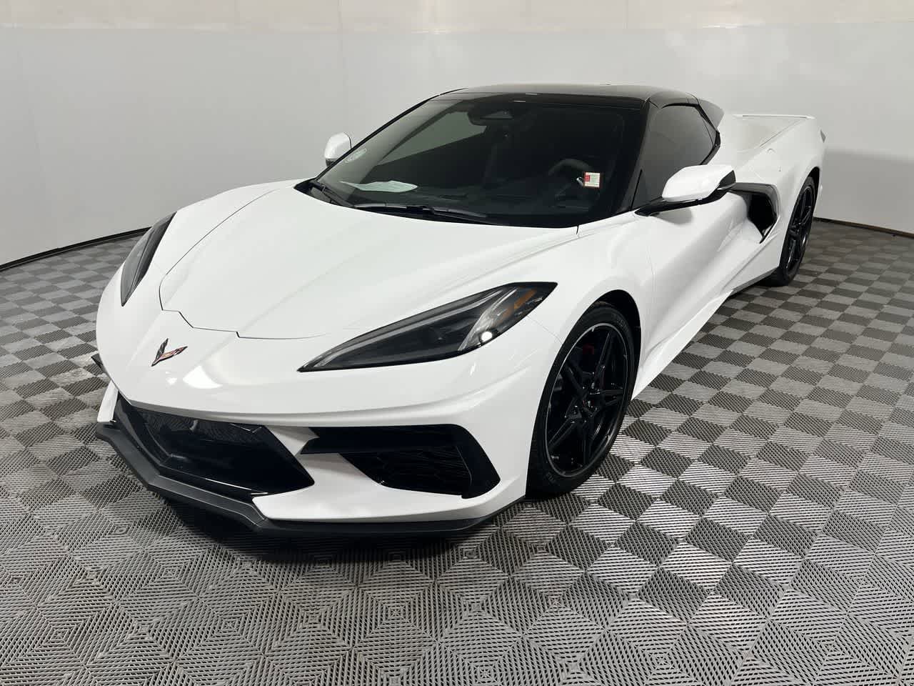 Used 2024 Chevrolet Corvette Stingray Convertible w/ 1LT RWD image 4