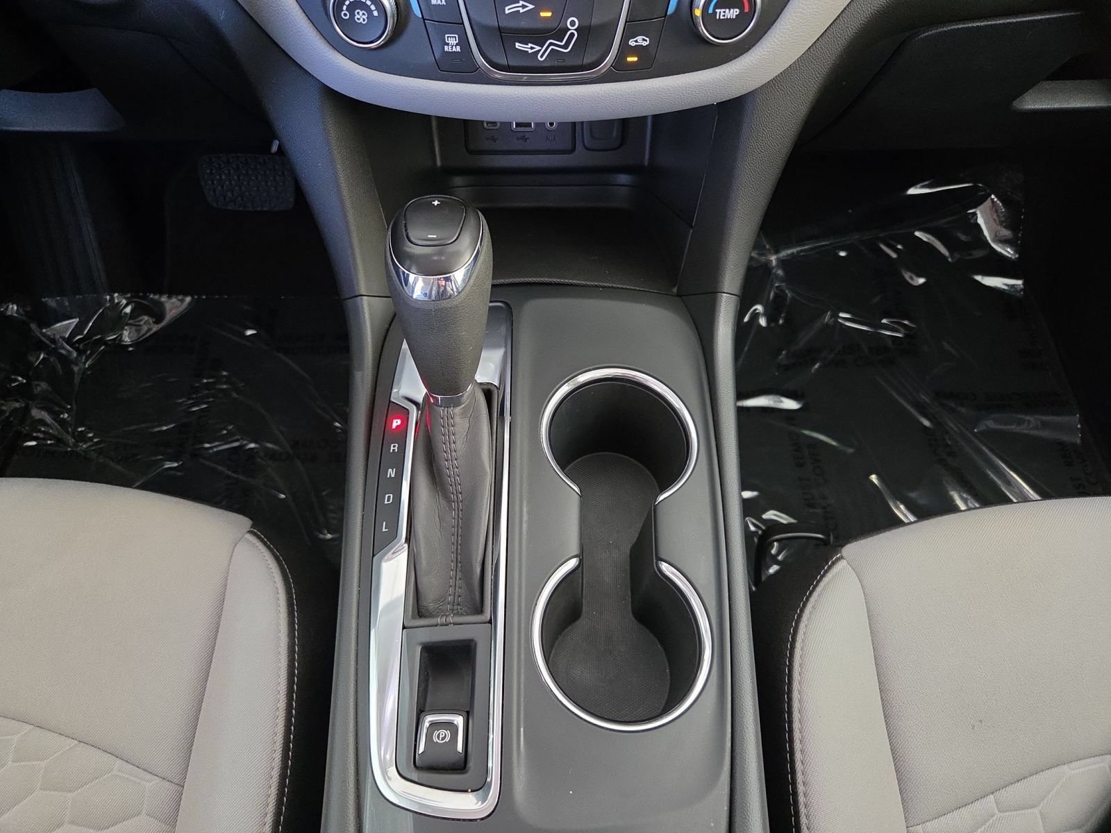 Used 2020 Chevrolet Equinox LS w/ LS Convenience Package FWD image 19