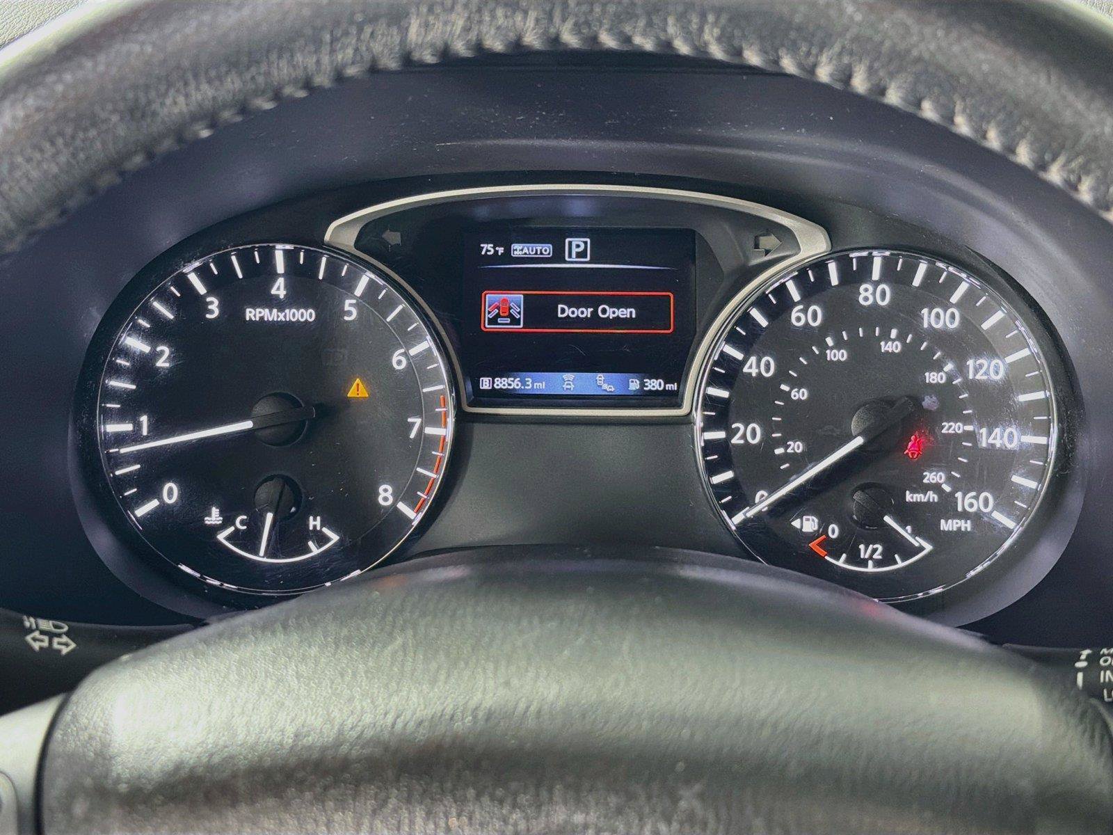 Used 2019 Nissan Pathfinder SV AWD/4WD image 18