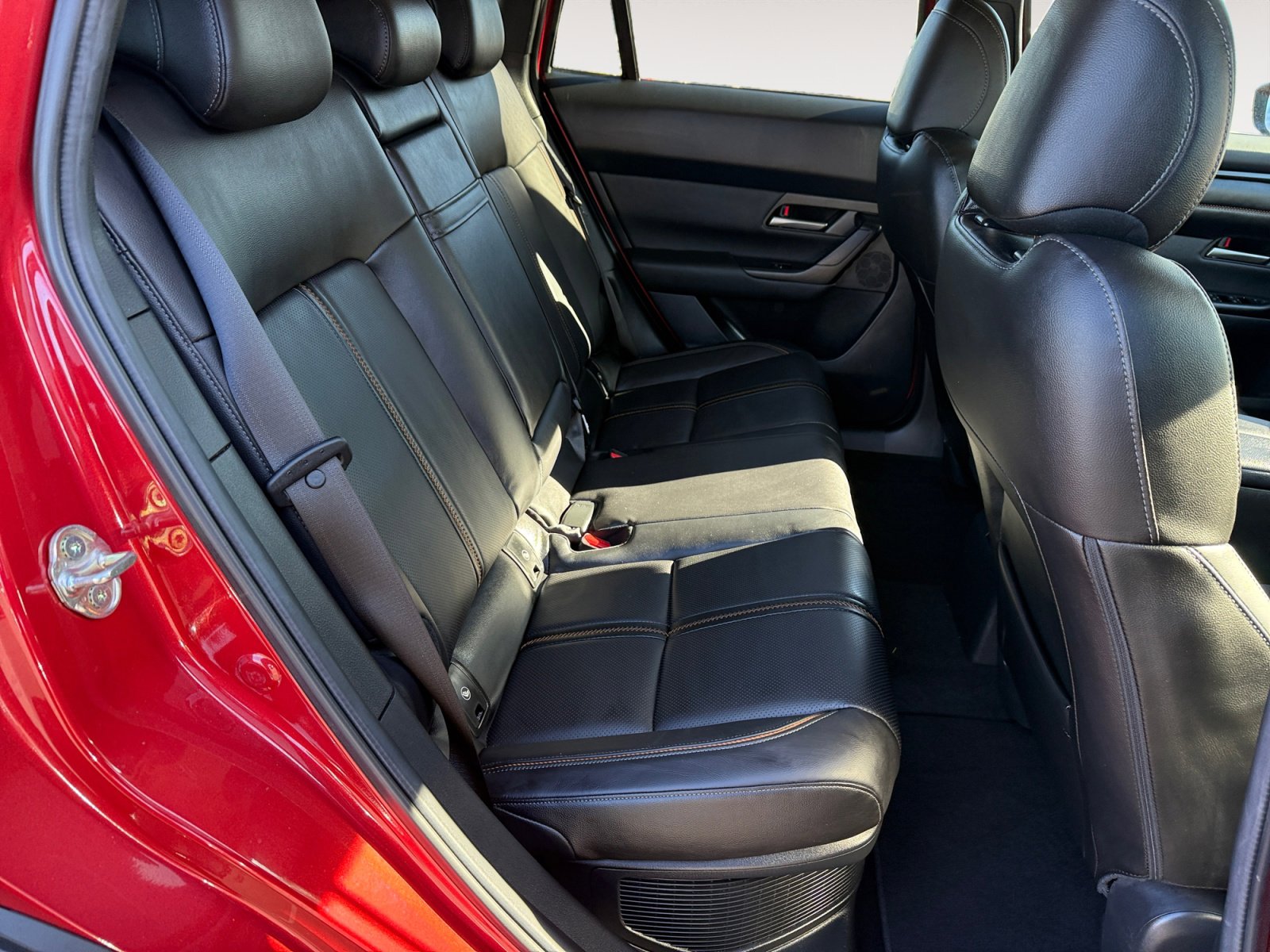 Used 2025 MAZDA CX-50 AWD 2.5 Hybrid w/ Weather Package image 18