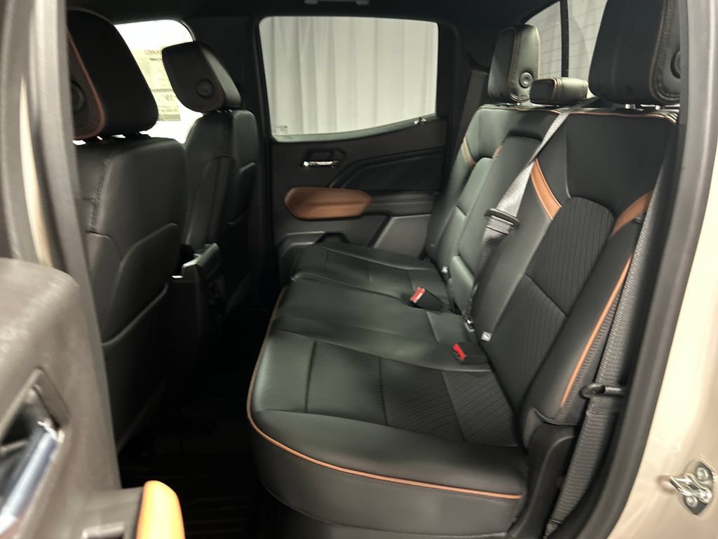 New 2026 GMC Canyon AT4 w/ AT4 Premium Package AWD/4WD image 20