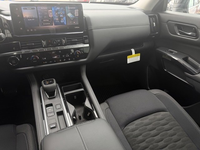 New 2026 Nissan Pathfinder S image 31