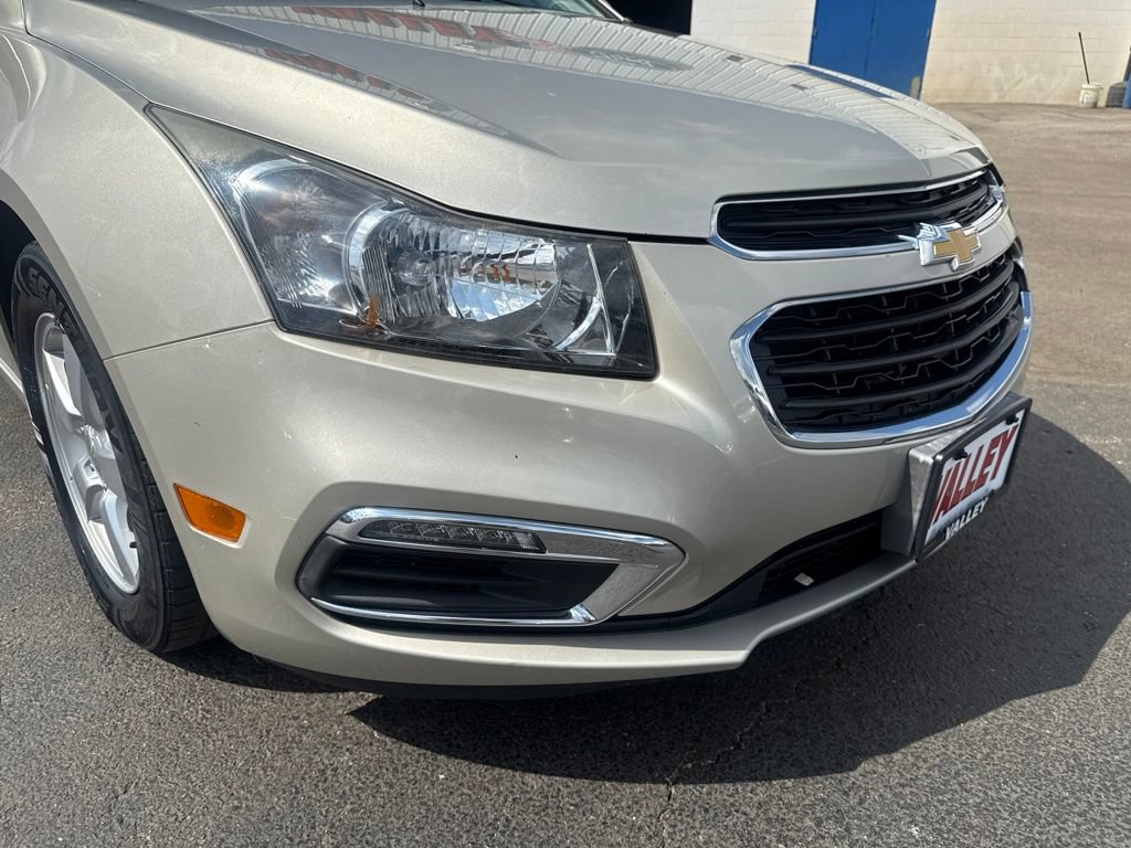 Used 2015 Chevrolet Cruze LT FWD image 16