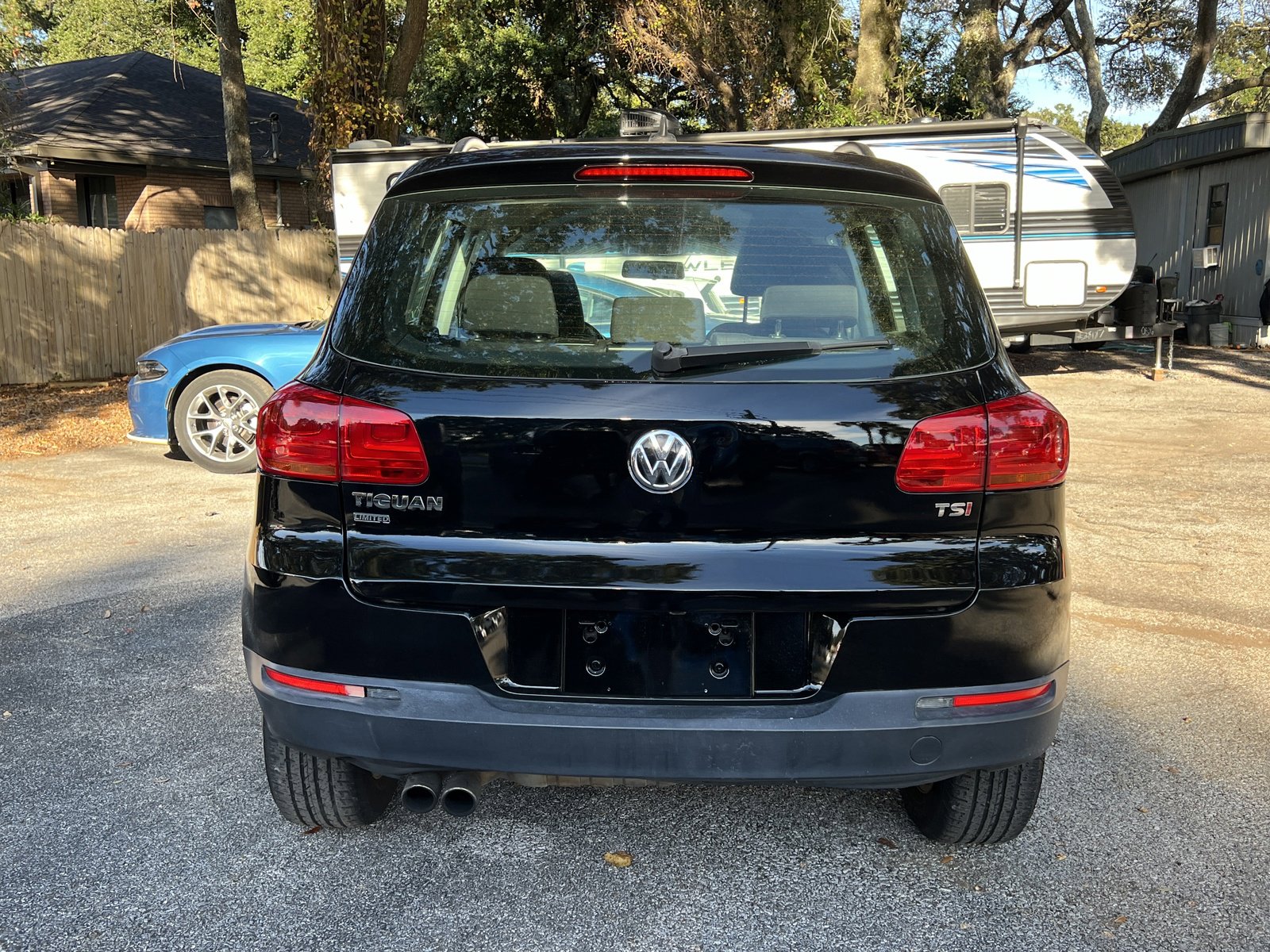 Used 2018 Volkswagen Tiguan Limited image 4