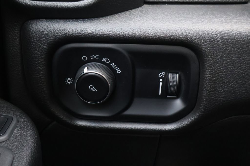 Used 2024 RAM 3500 Tradesman image 30