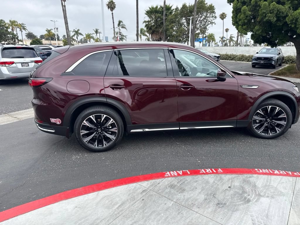 Used 2024 MAZDA CX-90 Plug-In Hybrid w/ Premium Plus AWD/4WD image 30