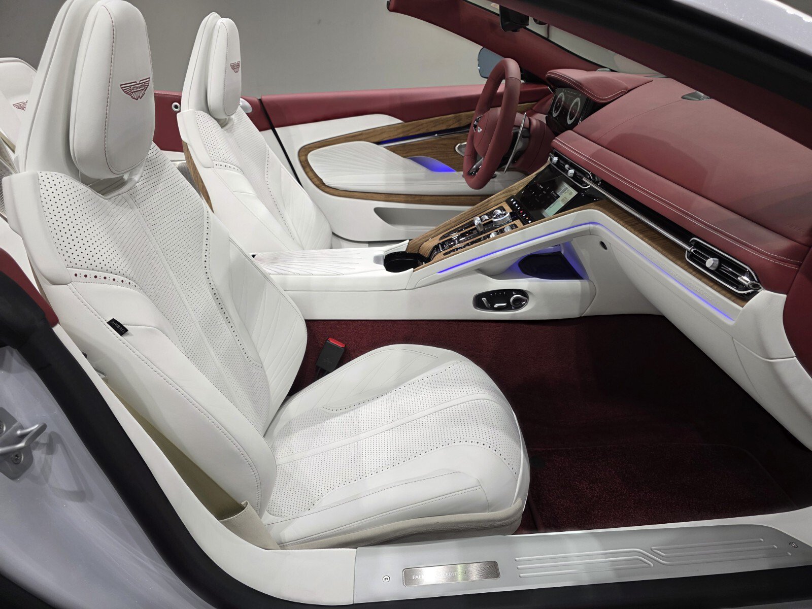 New 2026 Aston Martin DB12 Convertible RWD image 28