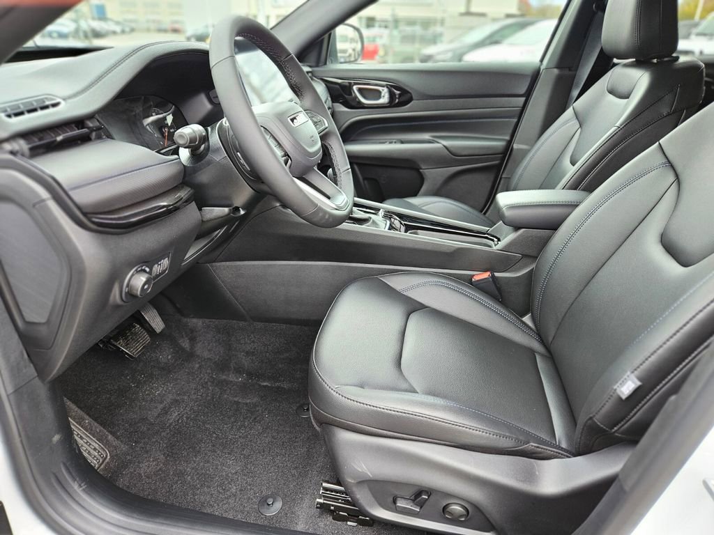 New 2026 Jeep Compass Limited AWD/4WD image 15