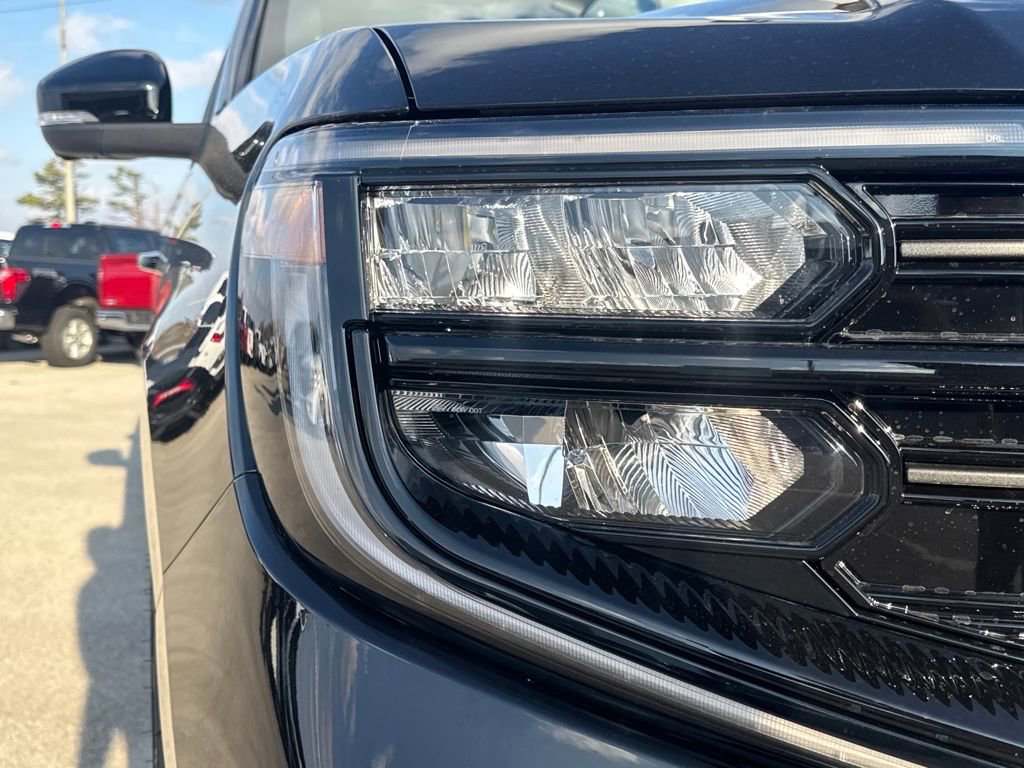 New 2025 Ford Expedition Platinum w/ Stealth Performance Package image 11