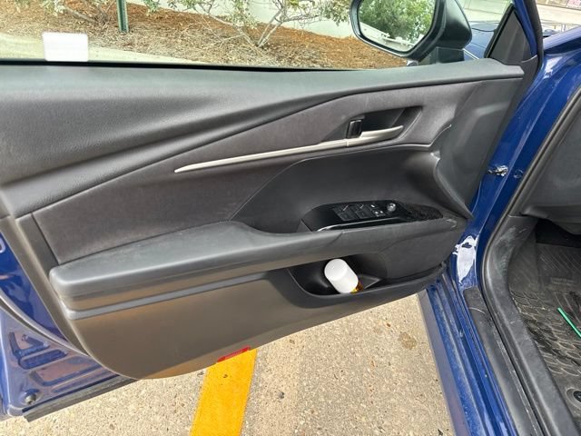 Used 2025 Toyota Camry LE FWD image 28