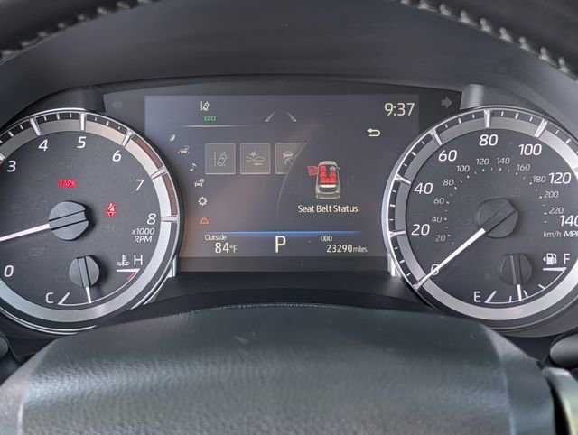 Used 2023 Toyota Highlander XLE AWD/4WD image 22