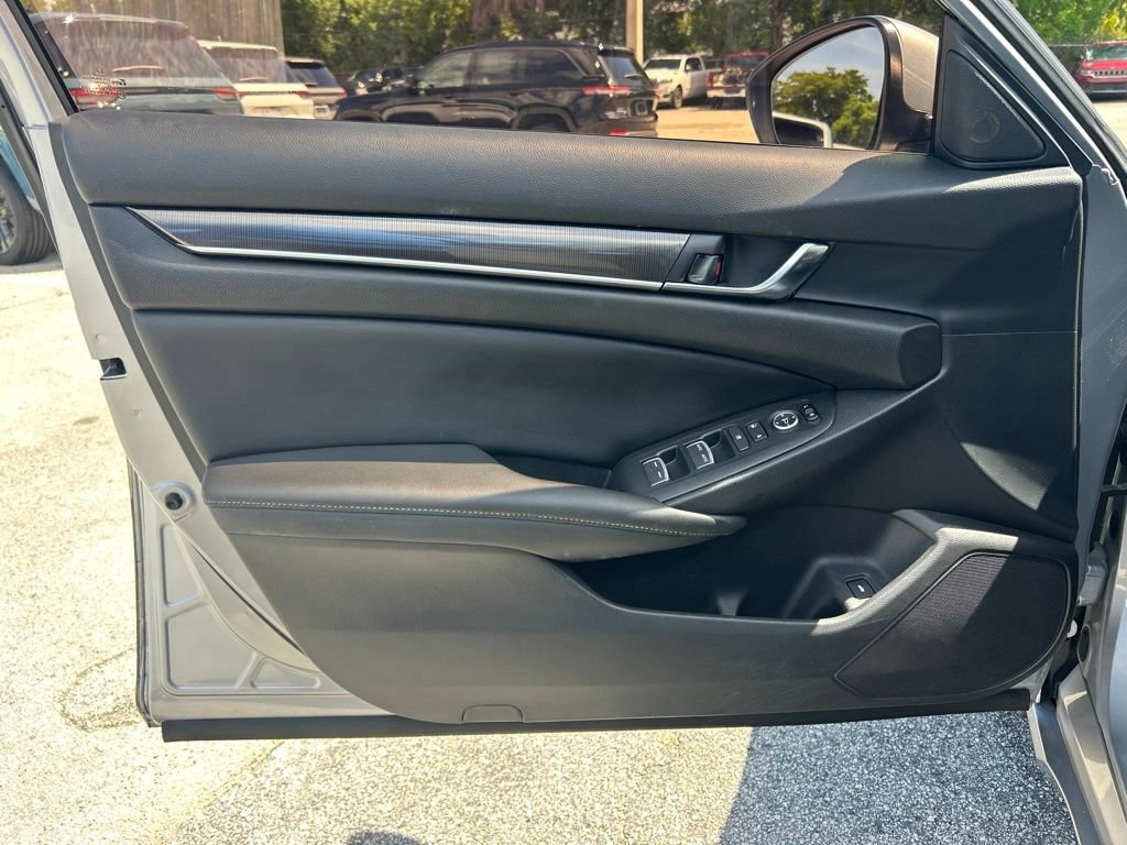Used 2019 Honda Accord Sport image 30