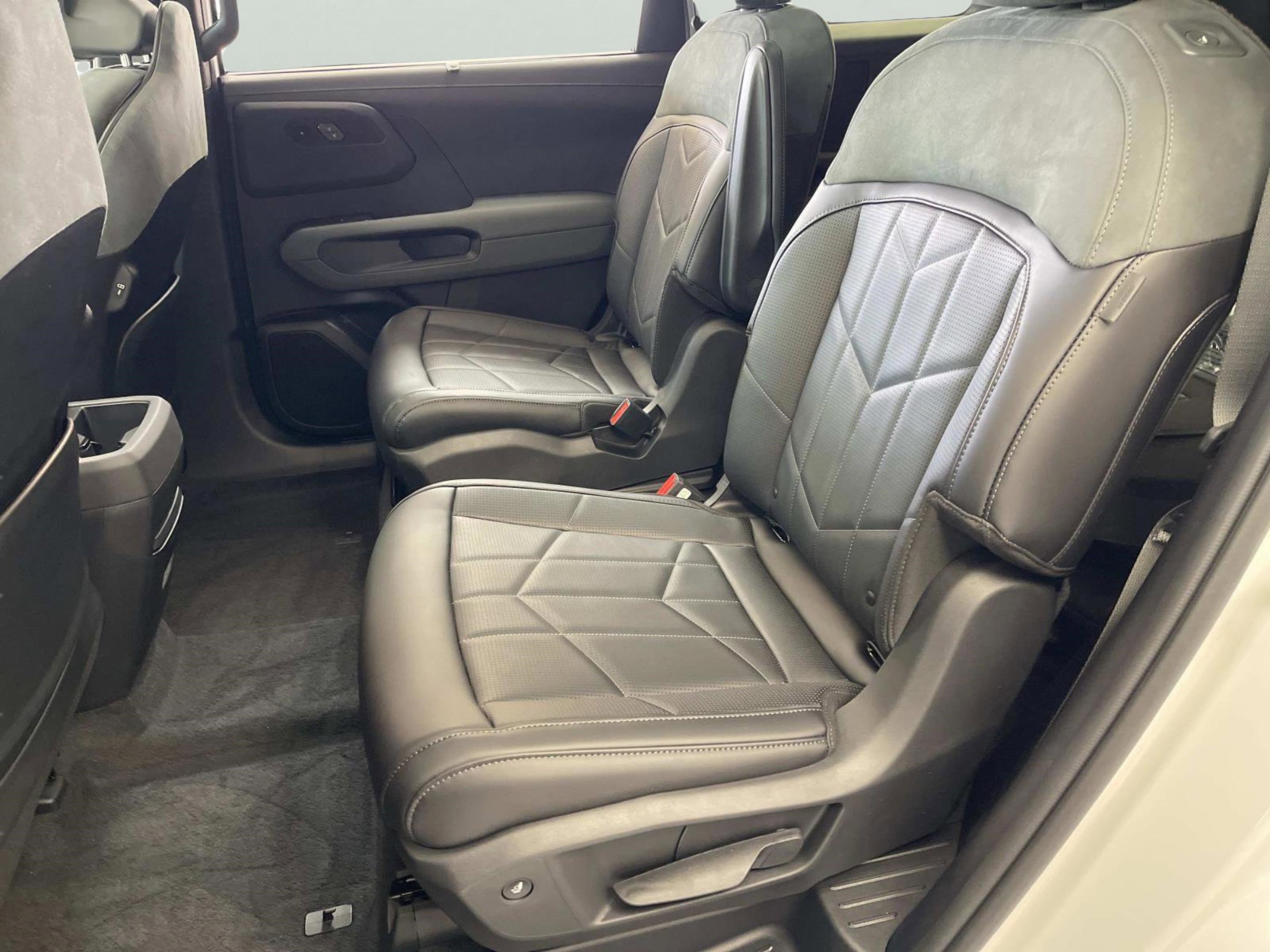 New 2027 Kia Telluride SX Prestige X-Pro image 17