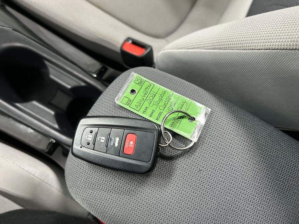 Used 2021 Toyota Corolla LE w/ LE Convenience Package FWD image 12