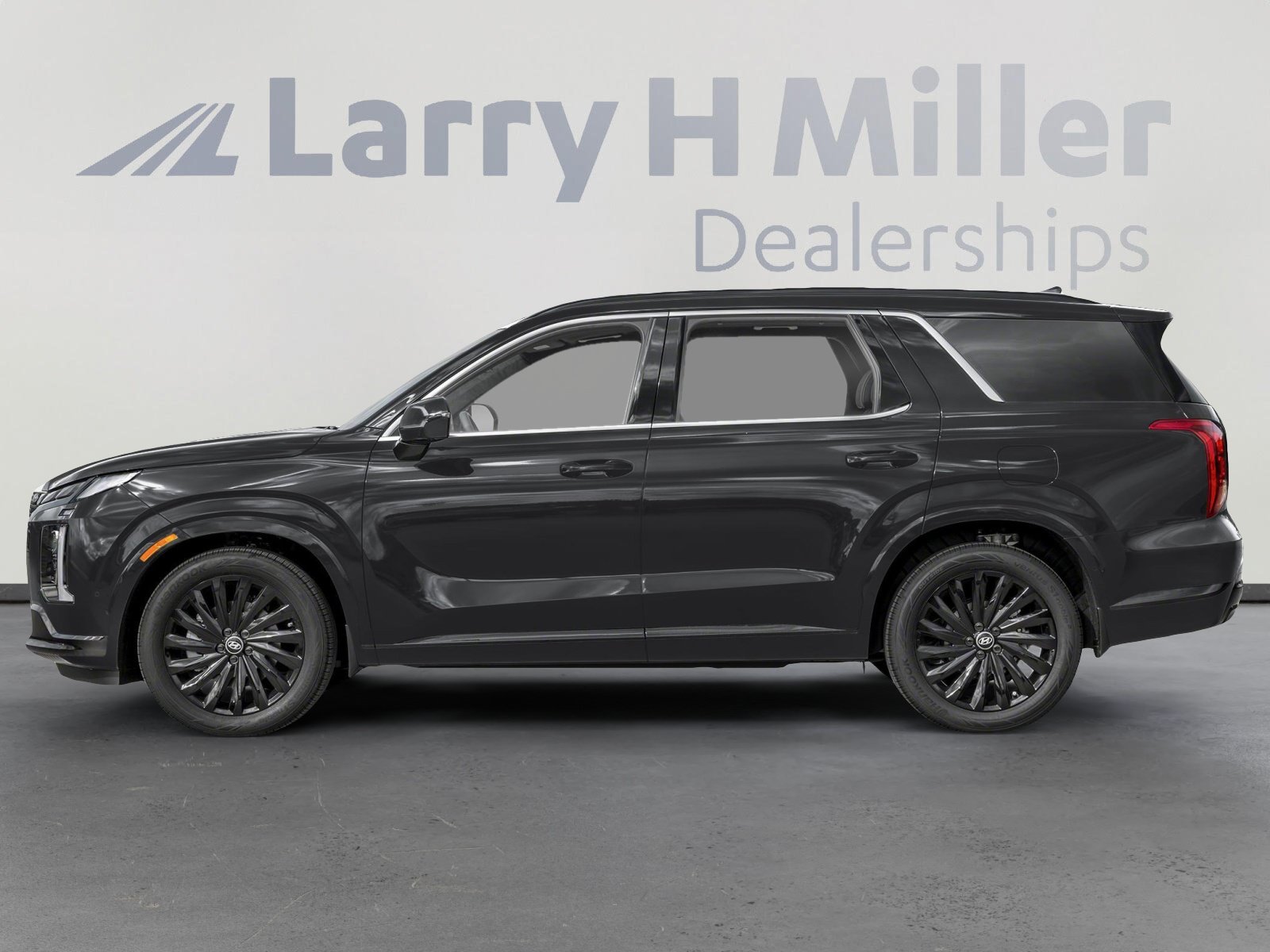 Used 2024 Hyundai Palisade Calligraphy AWD/4WD image 3