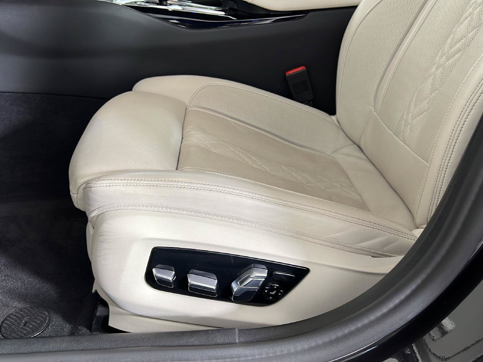 Used 2022 BMW 540i xDrive w/ Premium Package AWD/4WD image 15