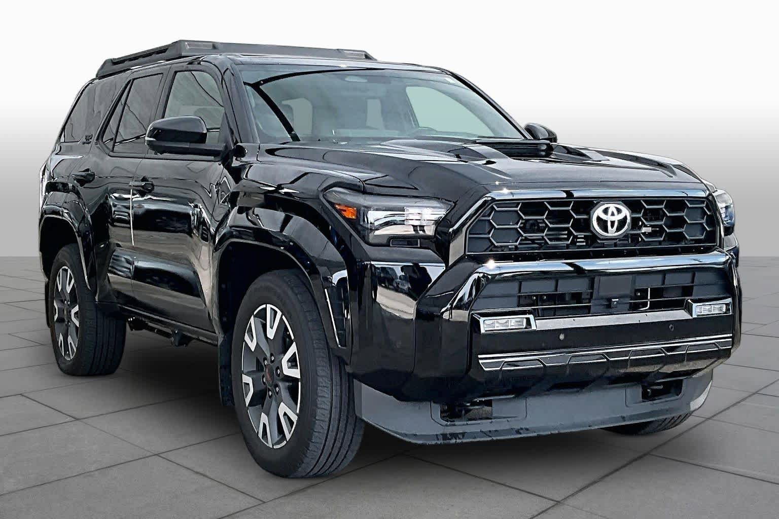 Used 2025 Toyota 4Runner TRD Sport Premium w/ Tow Technology Package AWD/4WD image 3
