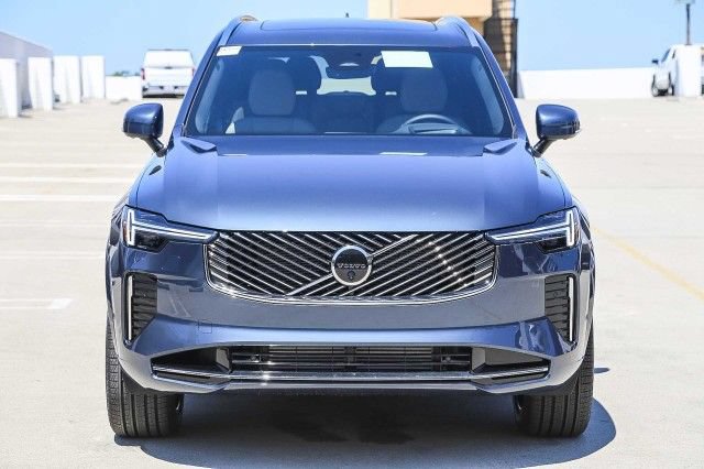 New 2026 Volvo XC90 T8 Ultra w/ Protection Package Premier AWD/4WD image 2