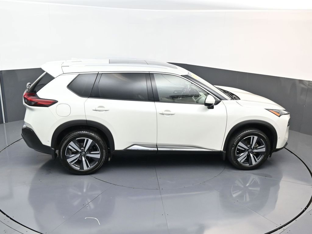 Used 2022 Nissan Rogue SL w/ SL Premium Package FWD image 19