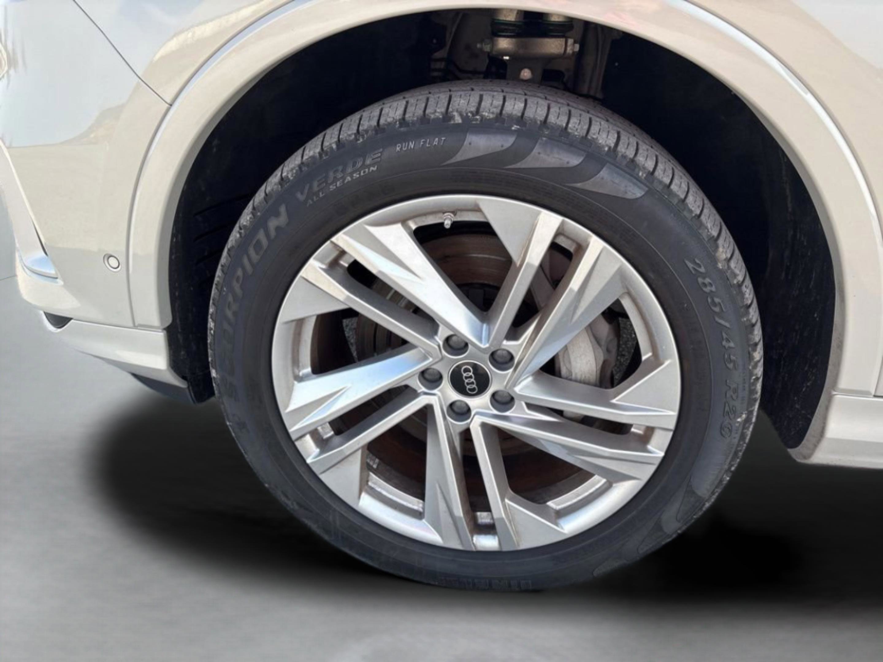 Used 2024 Audi Q7 3.0T Premium Plus AWD/4WD image 41