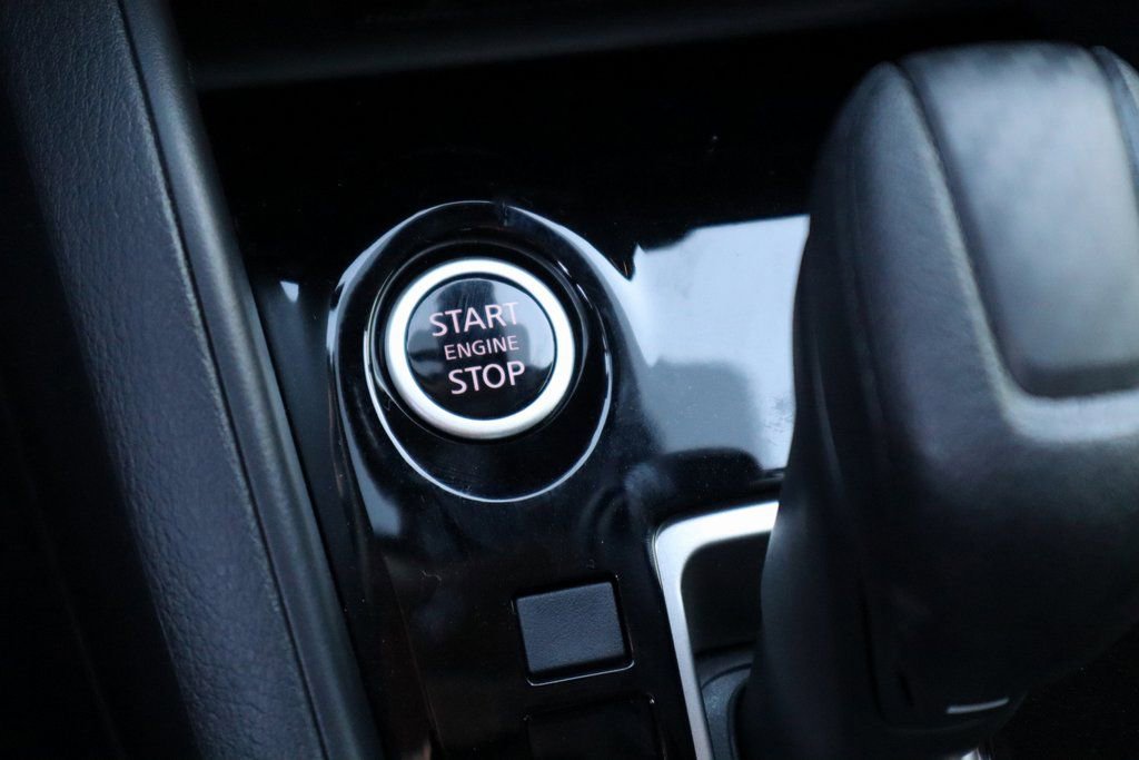 New 2025 Nissan Versa SV w/ Trunk Package image 18