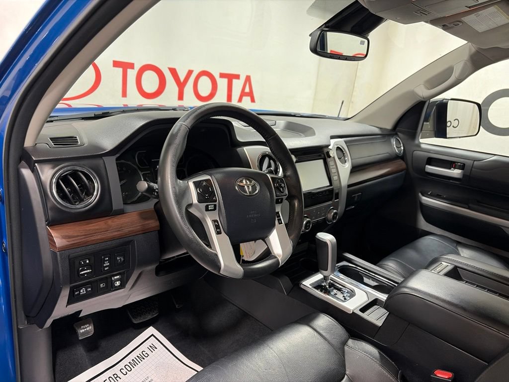 Used 2018 Toyota Tundra Limited w/ Limited Premium Package AWD/4WD image 20