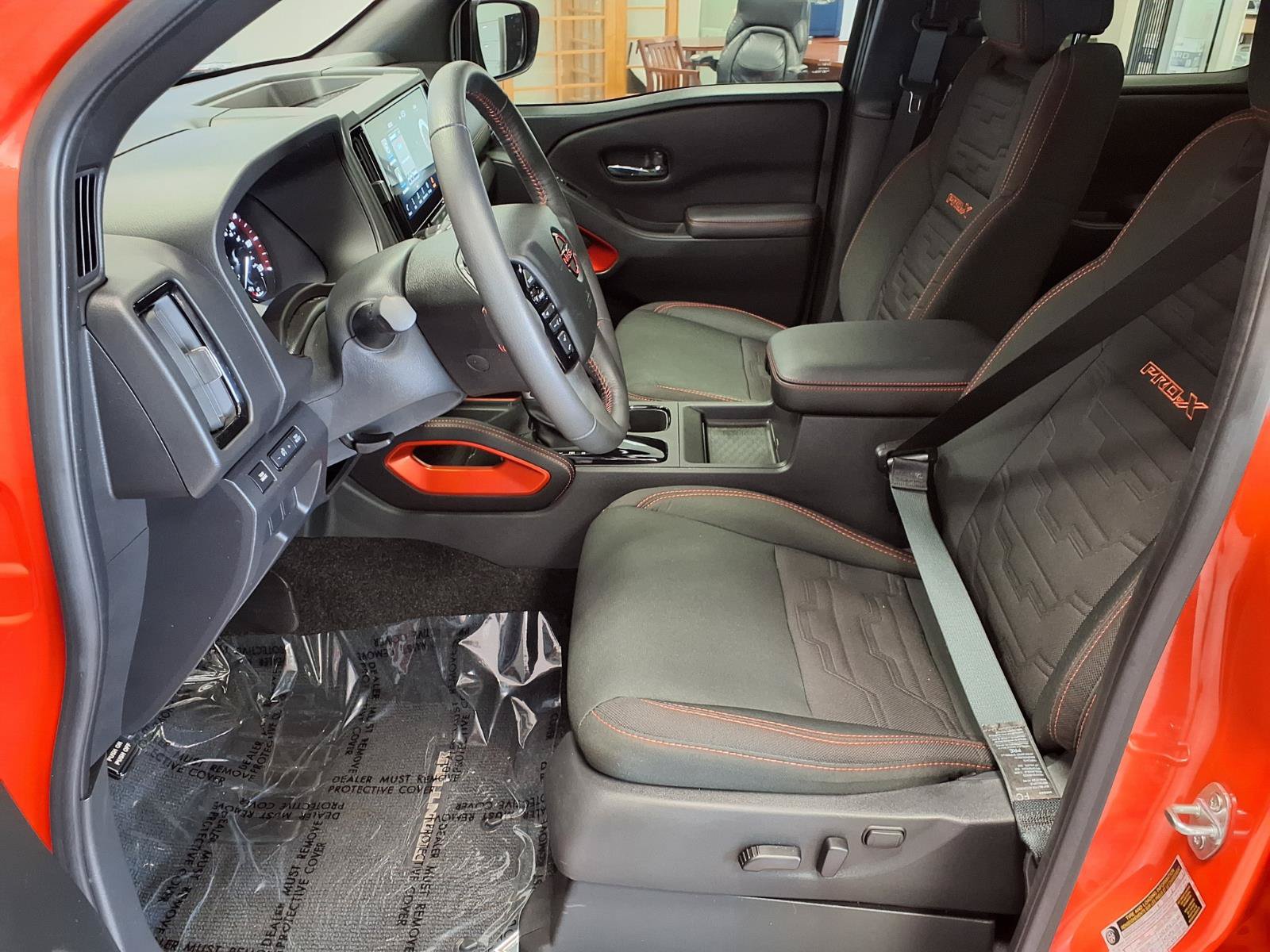 Used 2025 Nissan Frontier Pro-X RWD image 21