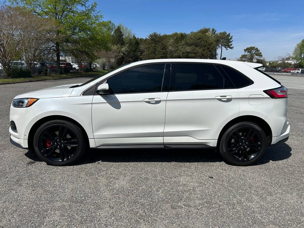 Used 2024 Ford Edge ST w/ Equipment Group 401A image 2