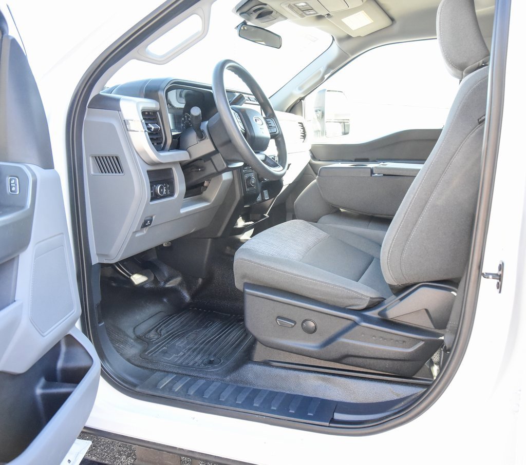 Used 2024 Ford F250 XLT w/ FX4 Off-Road Package image 2