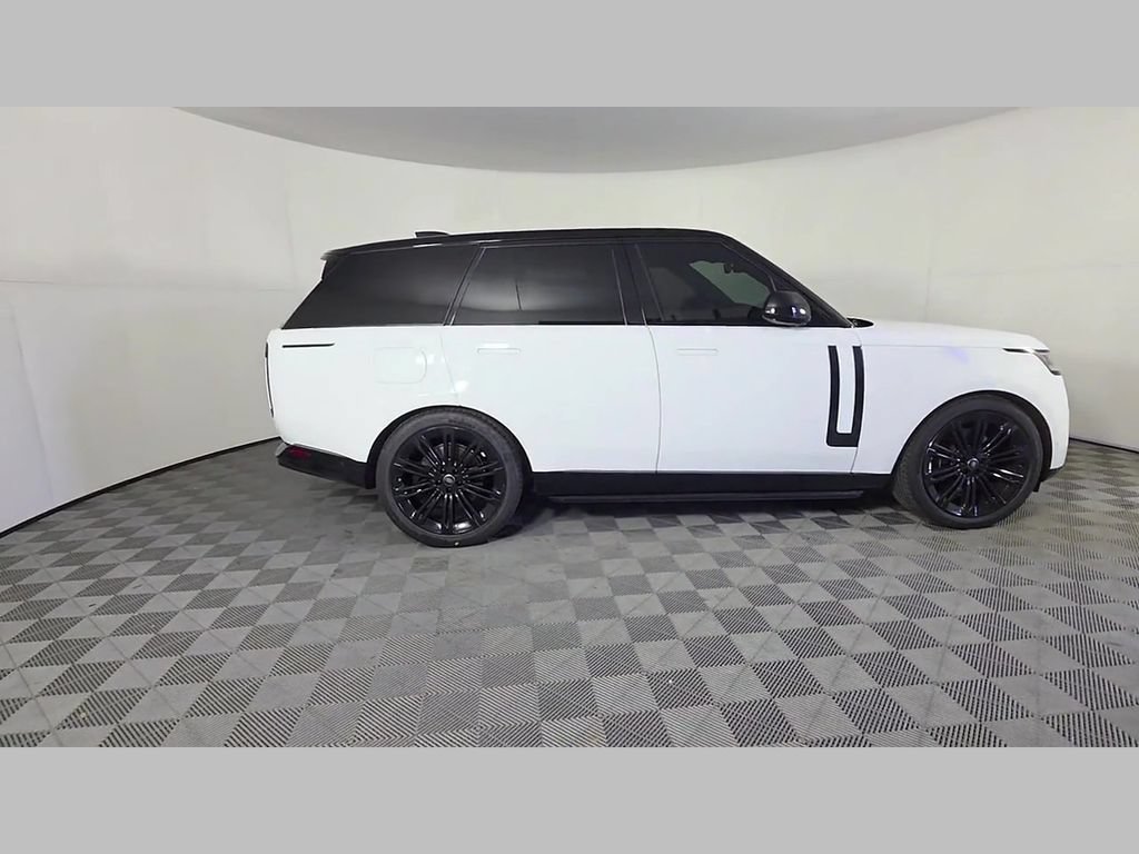 Used 2024 Land Rover Range Rover SE AWD/4WD image 37