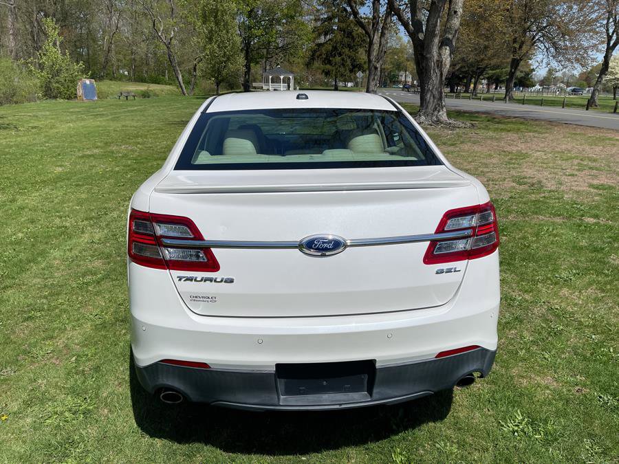 Used 2014 Ford Taurus SEL w/ Equipment Group 201A image 24