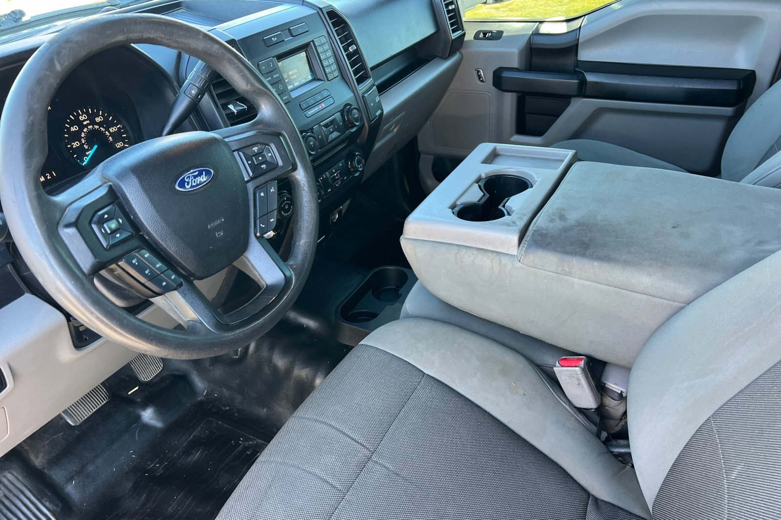 Used 2017 Ford F150 XL w/ Equipment Group 101A Mid image 7