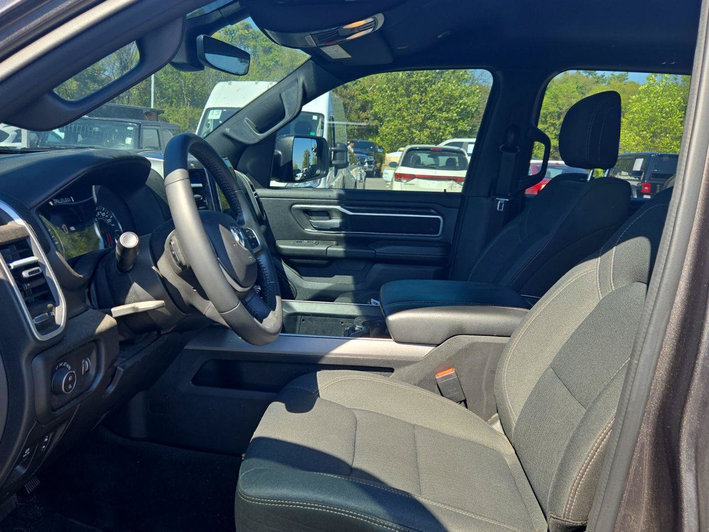 Used 2023 RAM 1500 Big Horn AWD/4WD image 16