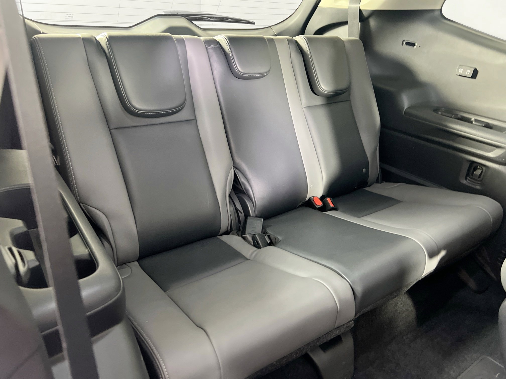 Used 2022 Subaru Ascent Onyx Edition image 26