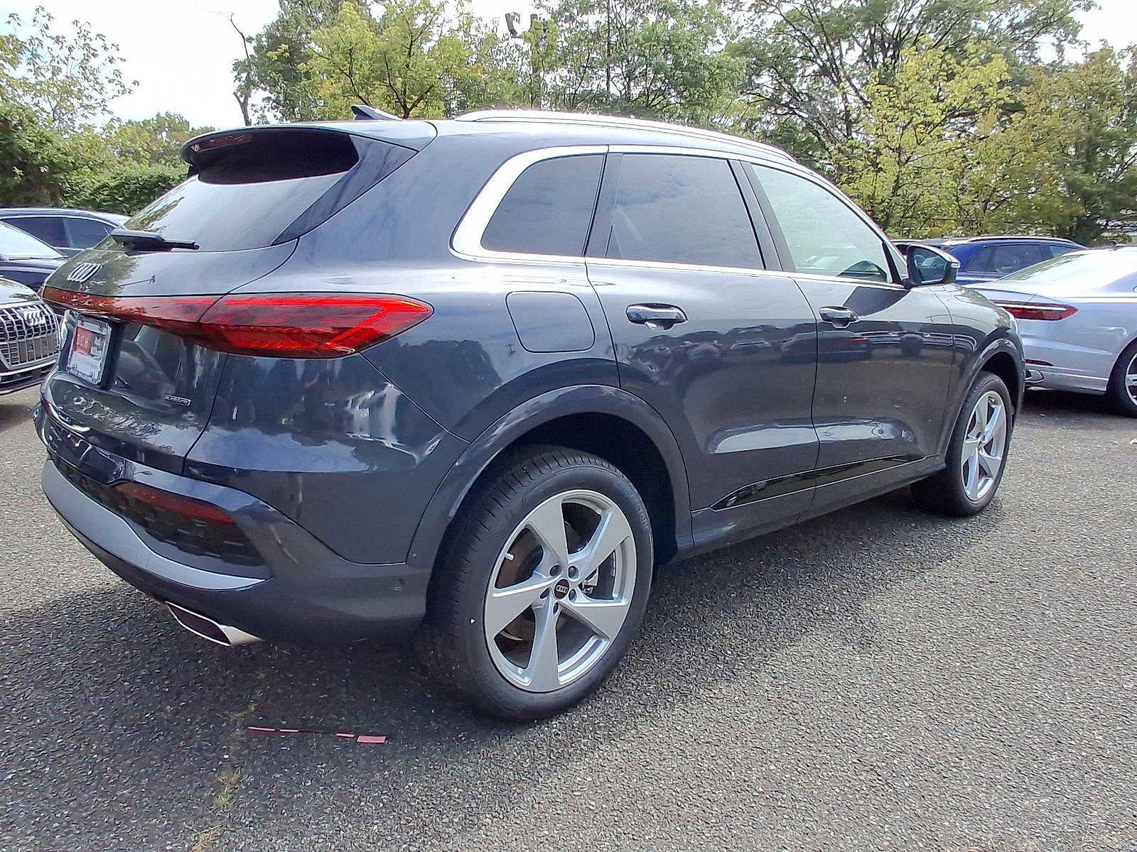 New 2025 Audi Q5 Premium Plus image 12