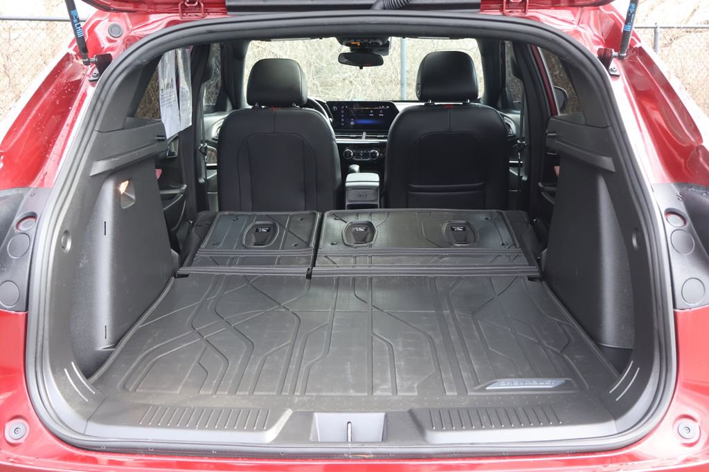 Certified 2024 Chevrolet Trax RS w/ Sunroof Package image 51