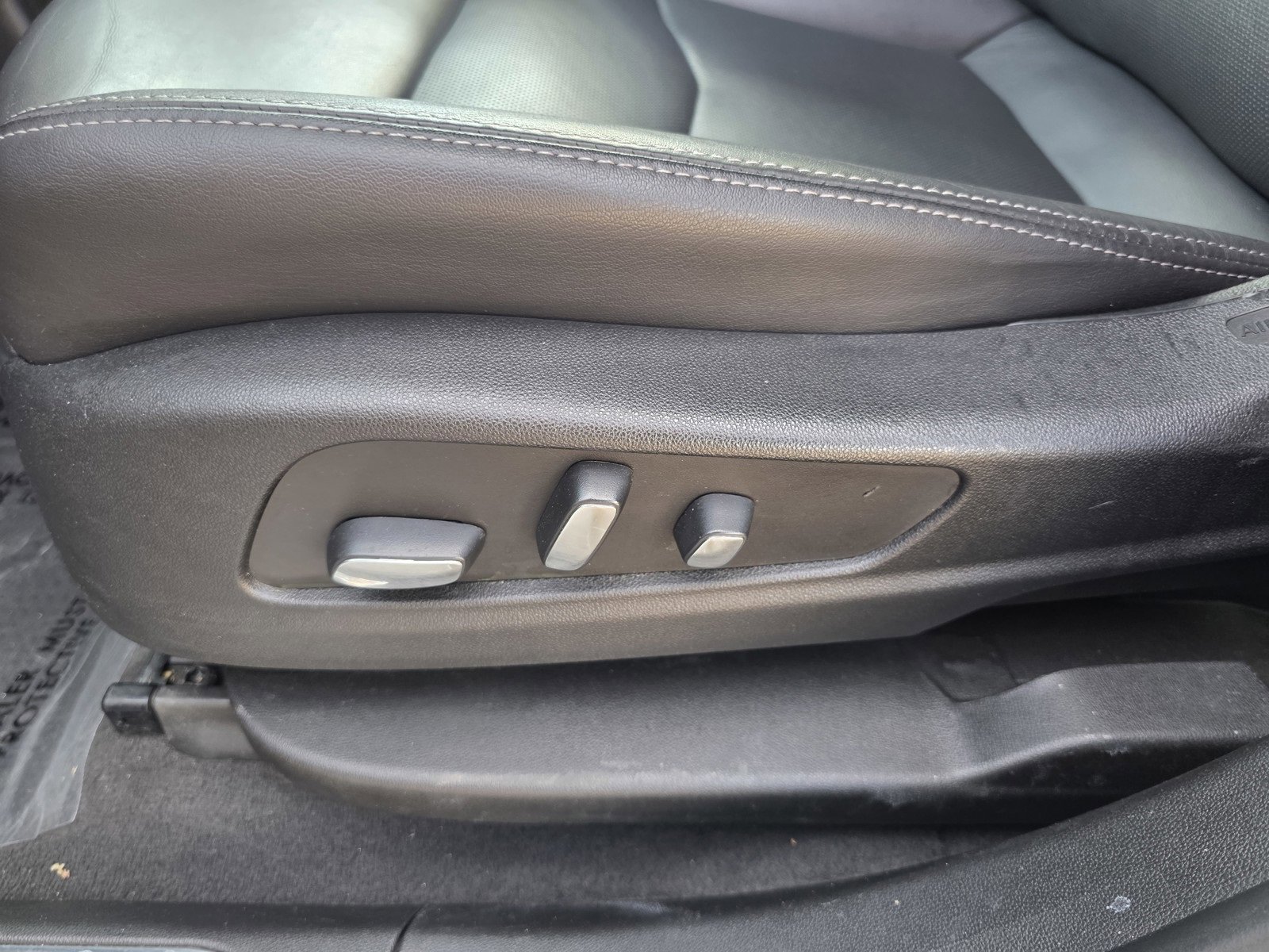 Used 2023 Cadillac XT5 Premium Luxury image 23