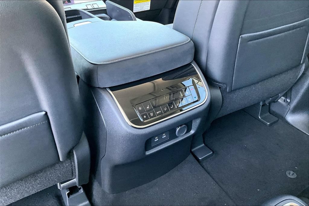 New 2027 INFINITI QX80 Luxe RWD image 36