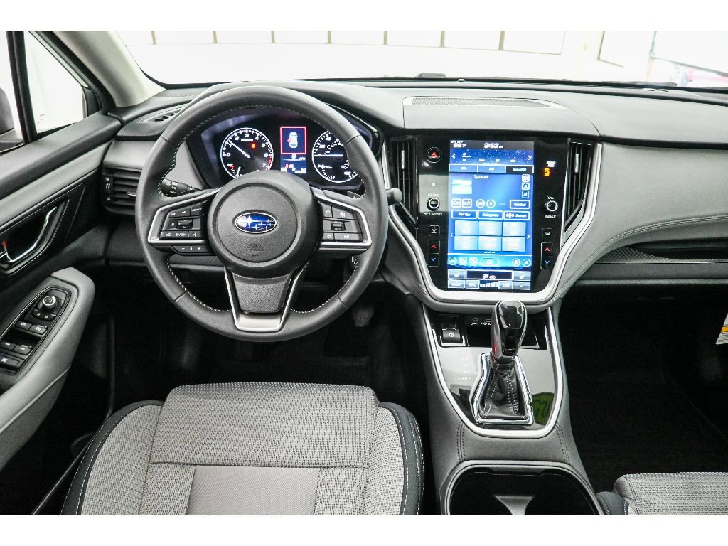 Used 2025 Subaru Outback Premium image 13