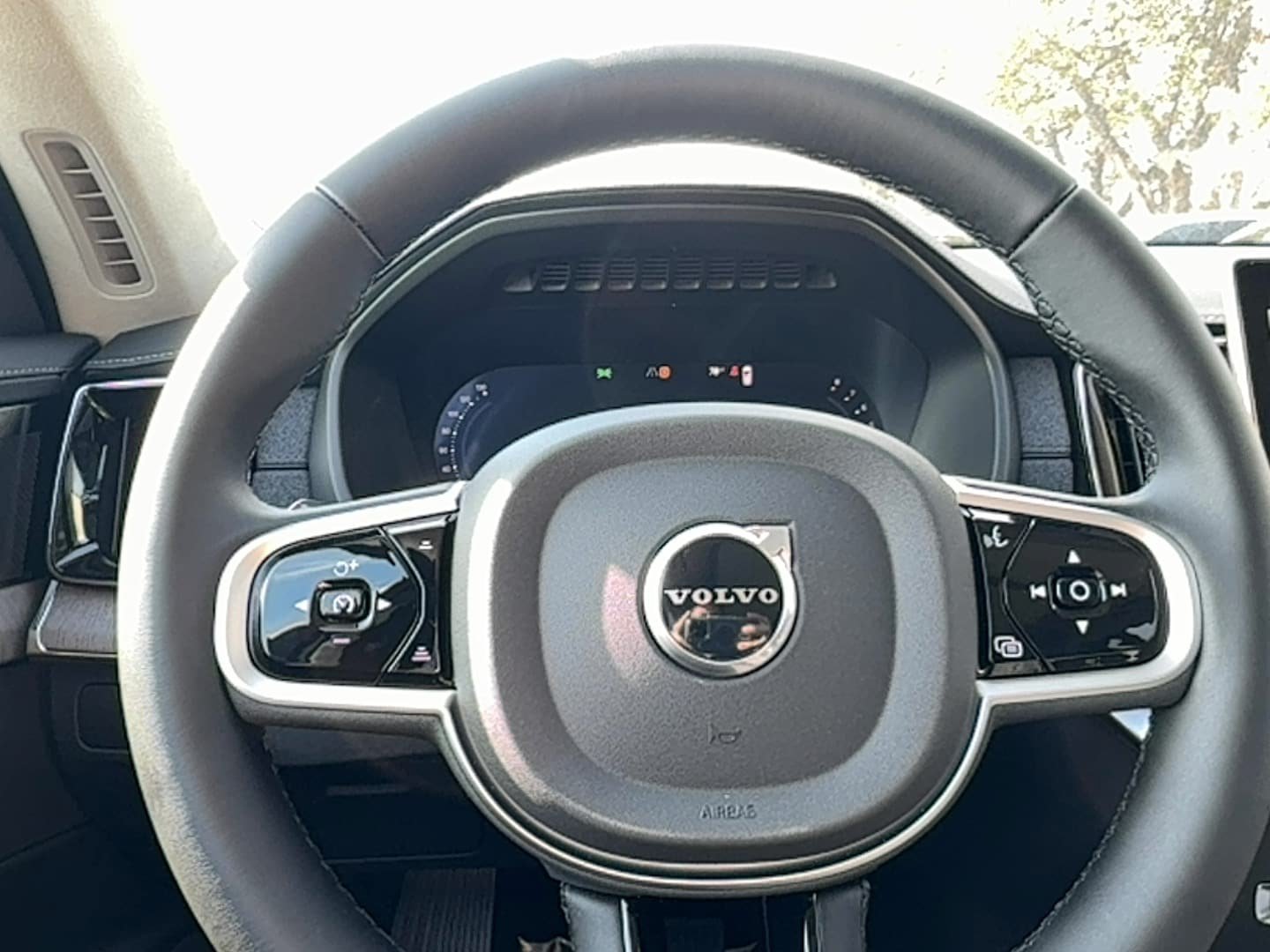 New 2026 Volvo XC90 B6 Ultra w/ Lounge Package AWD/4WD image 19