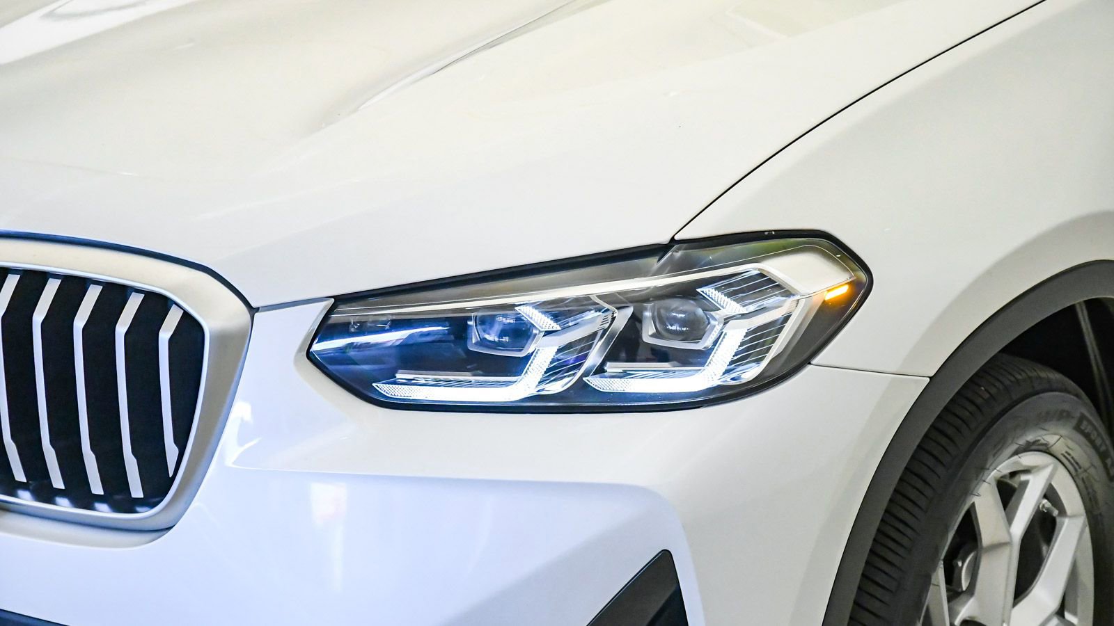 Certified 2023 BMW X3 xDrive30i w/ Premium Package AWD/4WD image 9