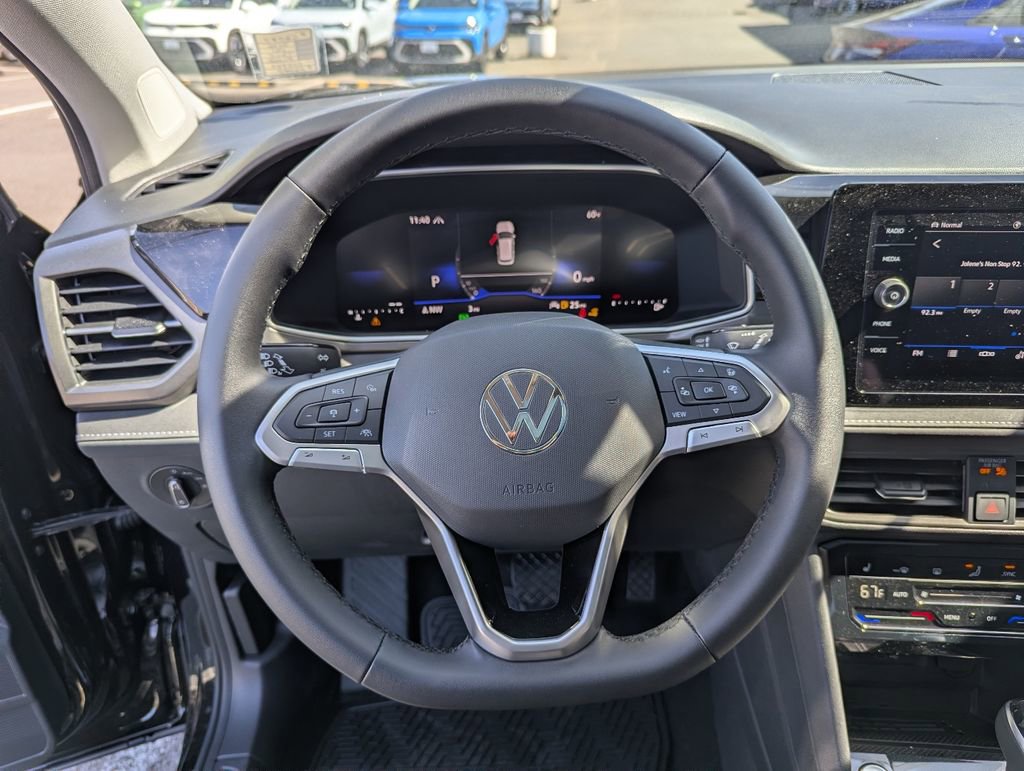 New 2026 Volkswagen Taos SE AWD/4WD image 13