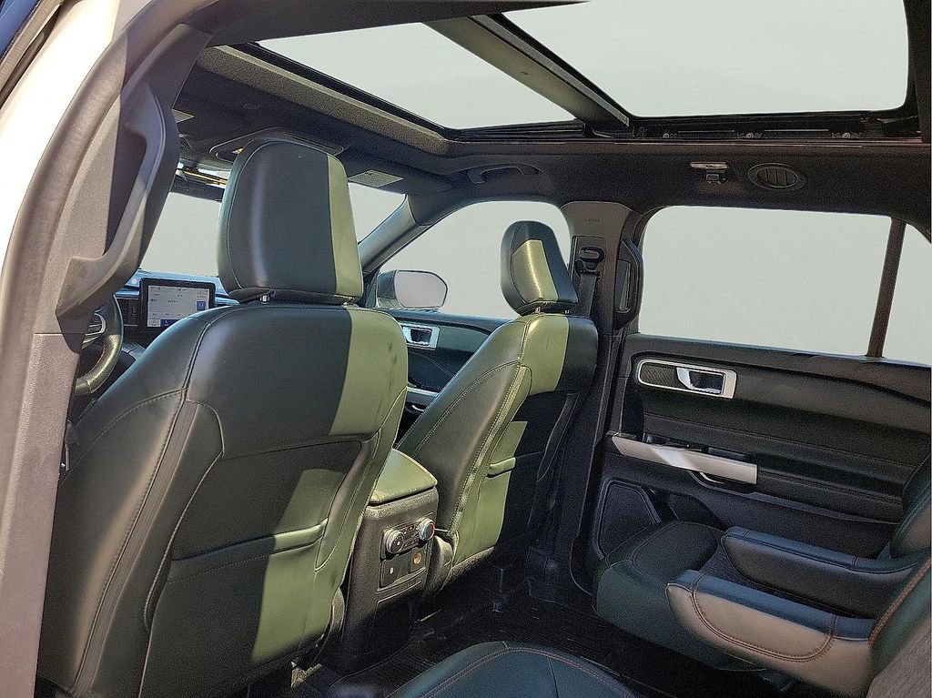Used 2022 Ford Explorer Timberline image 12
